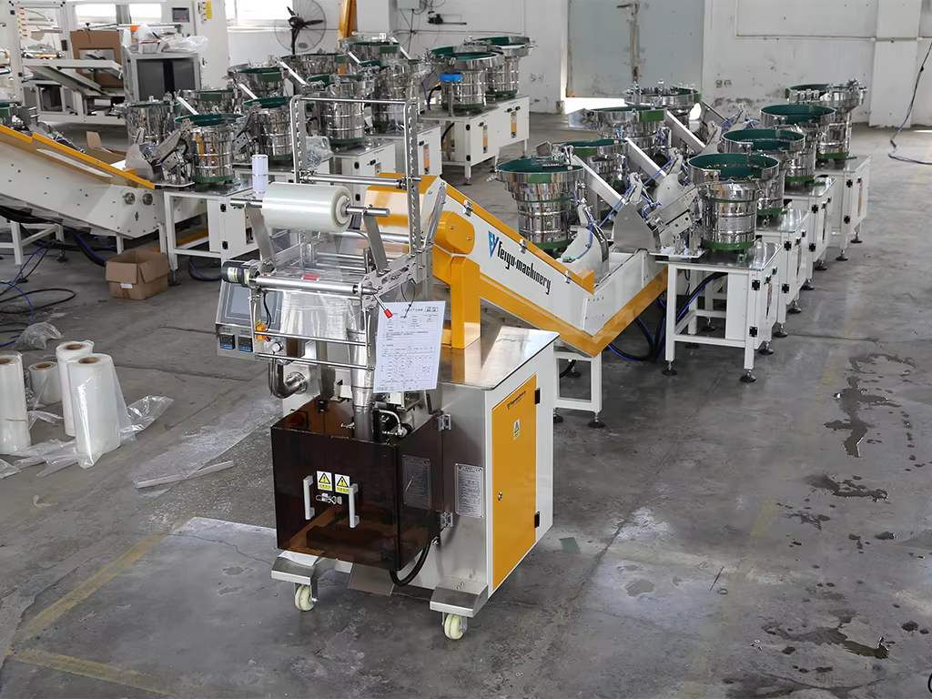 Automatic Screw Packing Machine 2